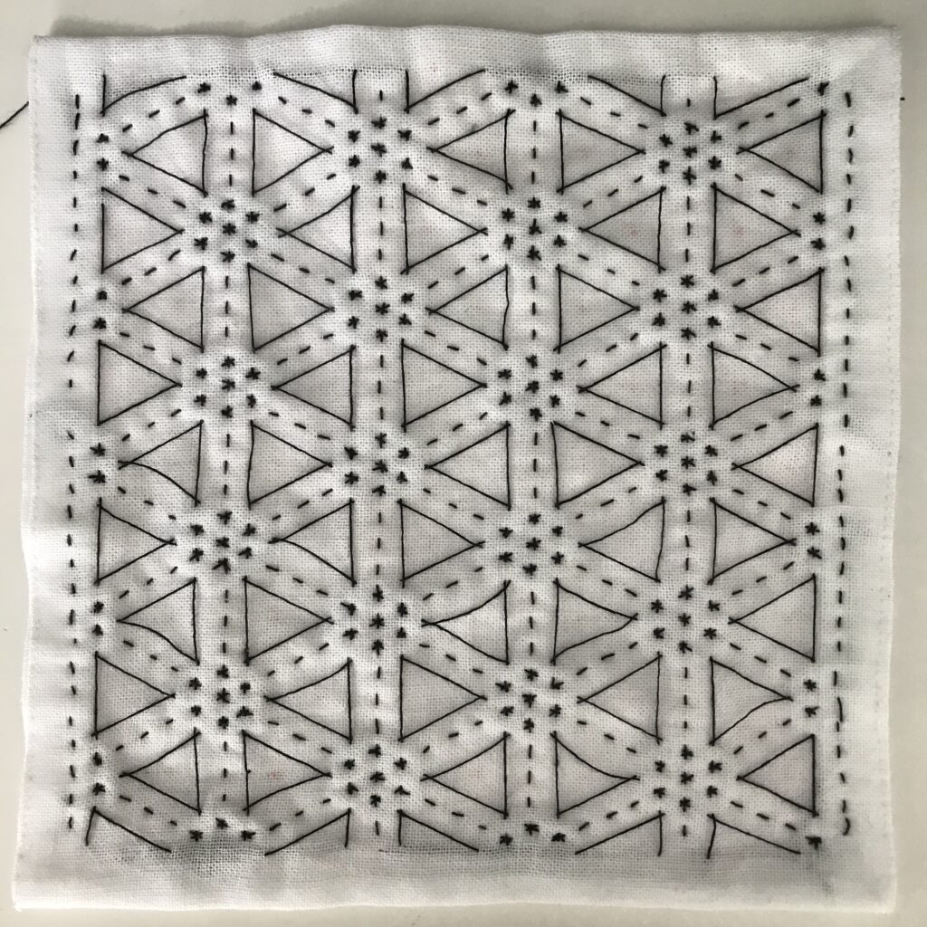 星形六角形を刺した裏側の裏側の写真