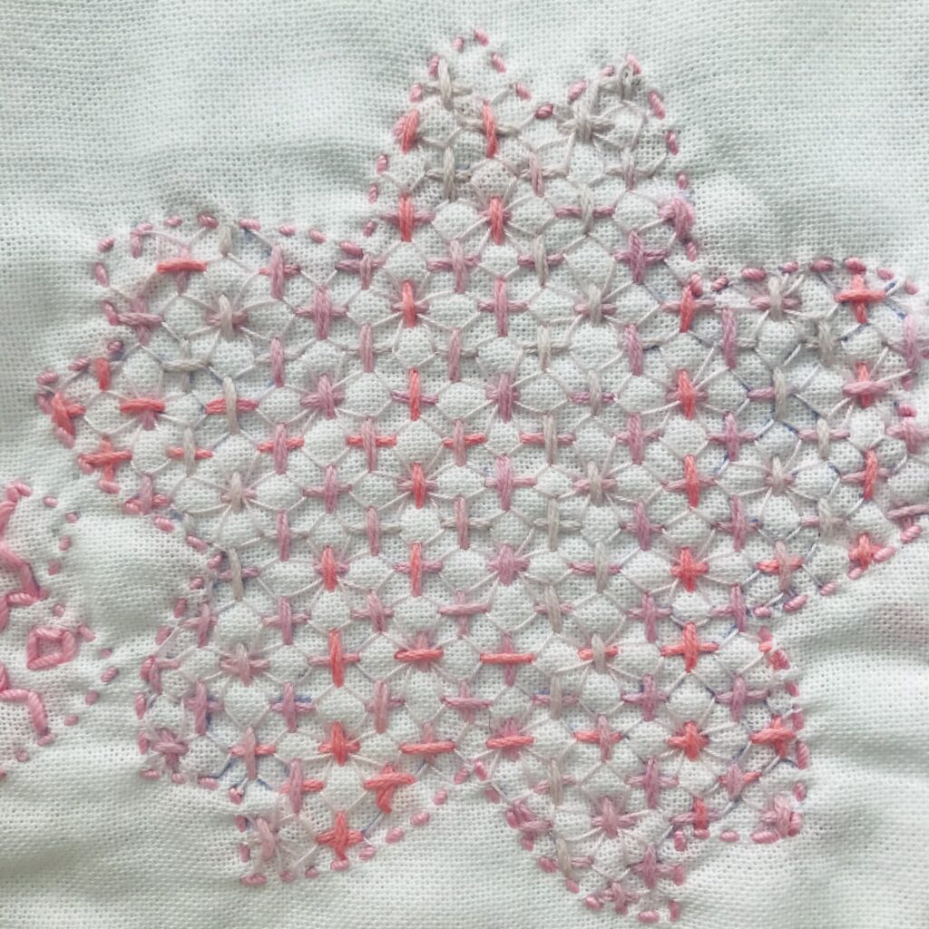 変わり十字花を刺した写真