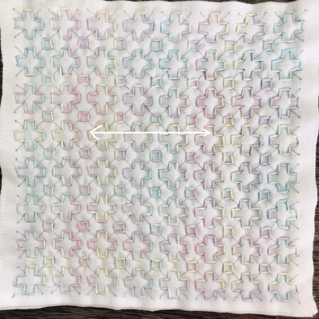 花十字の横を刺した写真