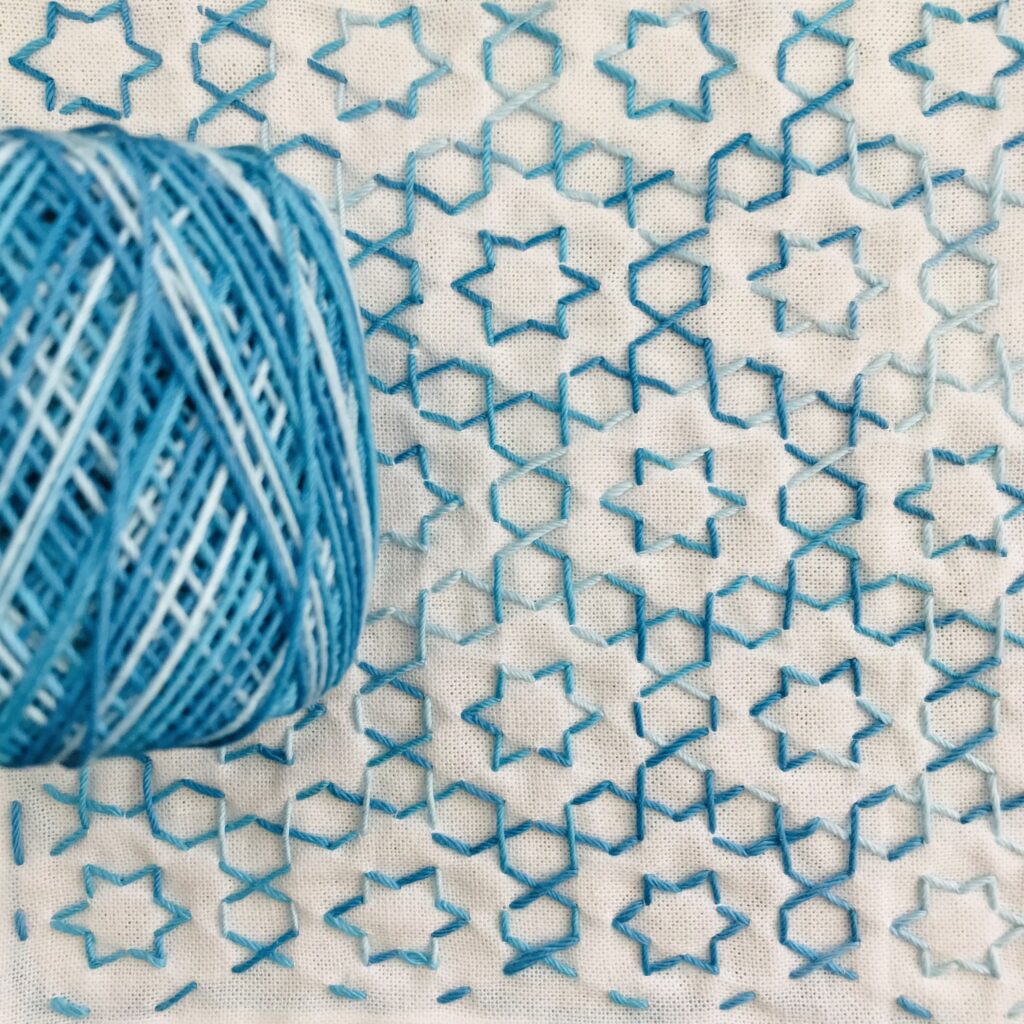 六剣花とつかった刺し子糸の画像