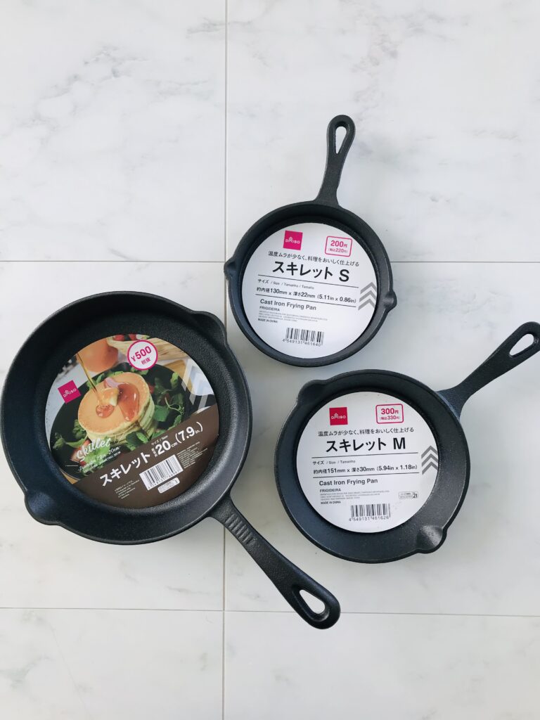 ダイソーのスキレット画像