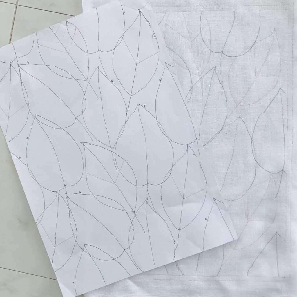 たくさんの葉の寄せ模様レイアウト画像