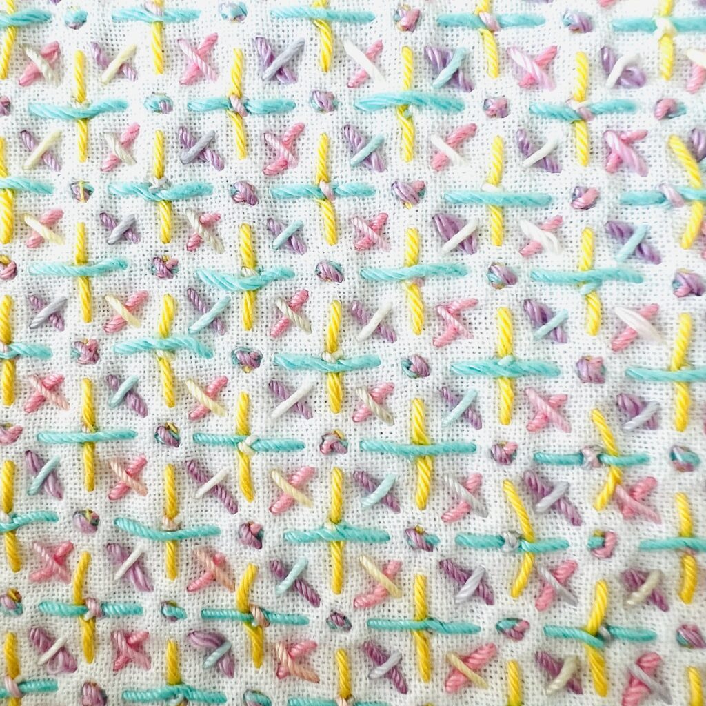 十字に花の刺し子裏側画像