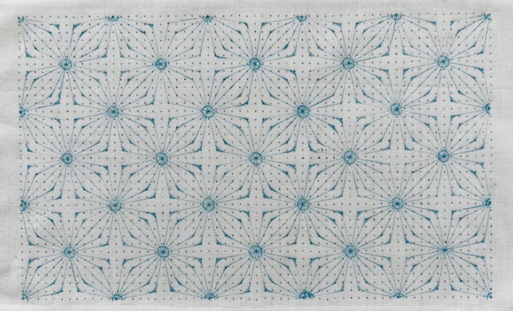 刺し子の花文の下書き画像