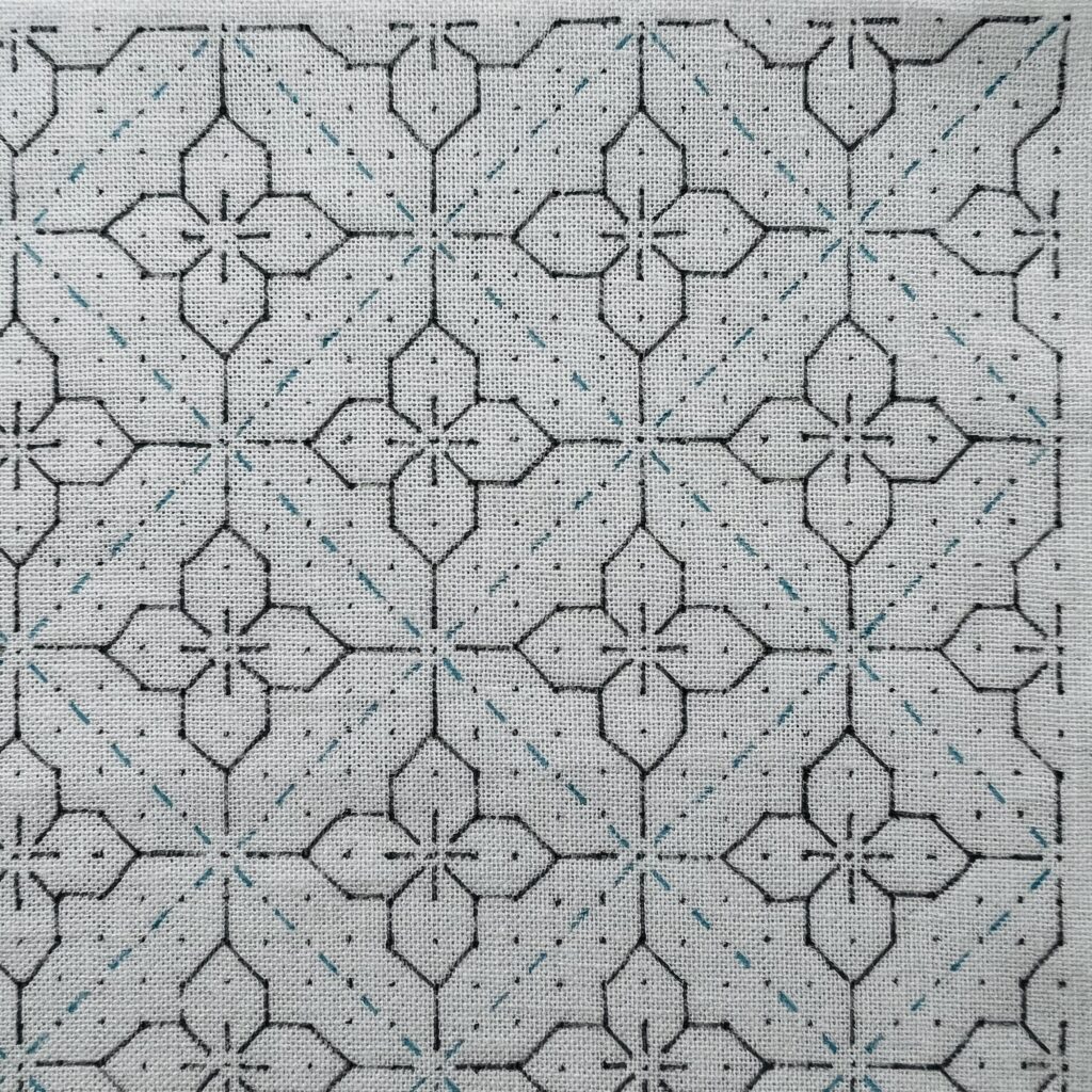 刺し子の桝に花の下書き拡大画像