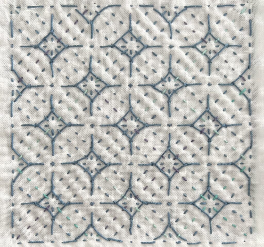 刺し子三重菱つなぎアレンジの裏側画像