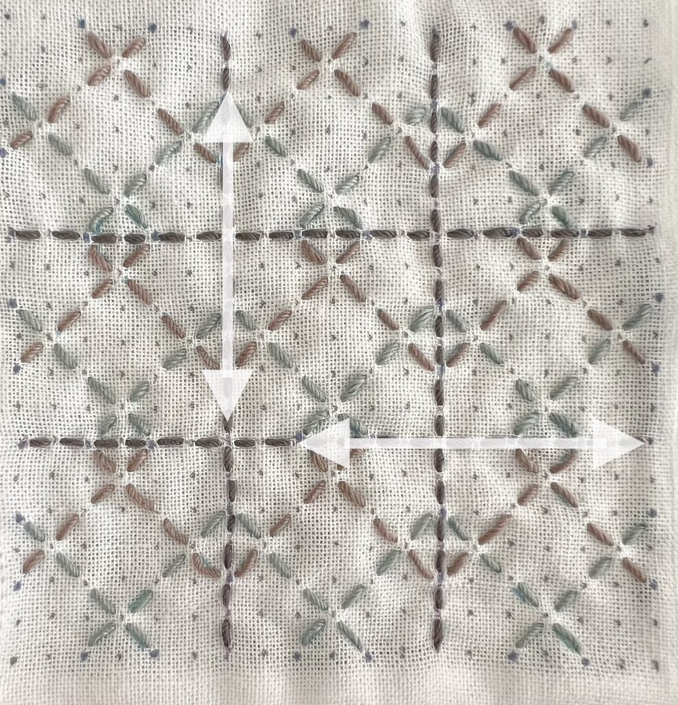 0.5㎝方眼で刺す比翼井桁の刺し方画像