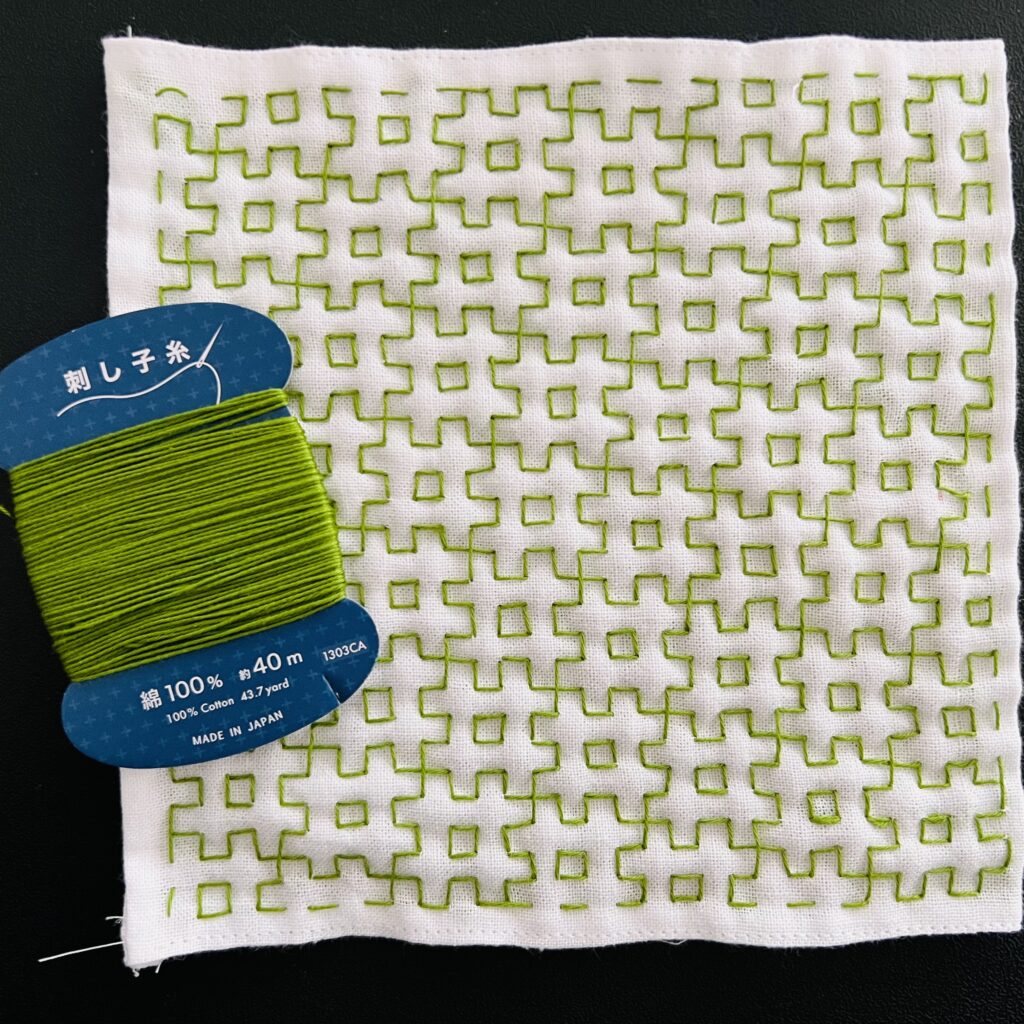 刺し子糸と井桁万字の画像