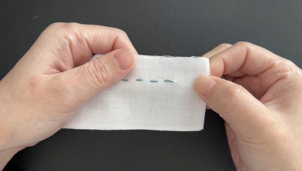 刺し子の刺しおわりうら側の画像