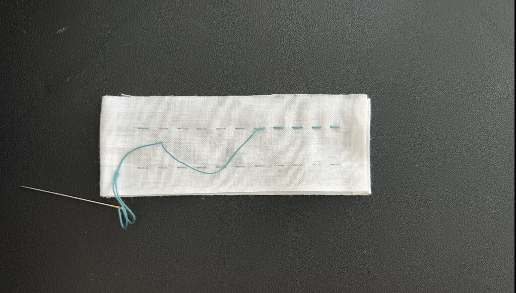 刺し子の刺しはじめの画像