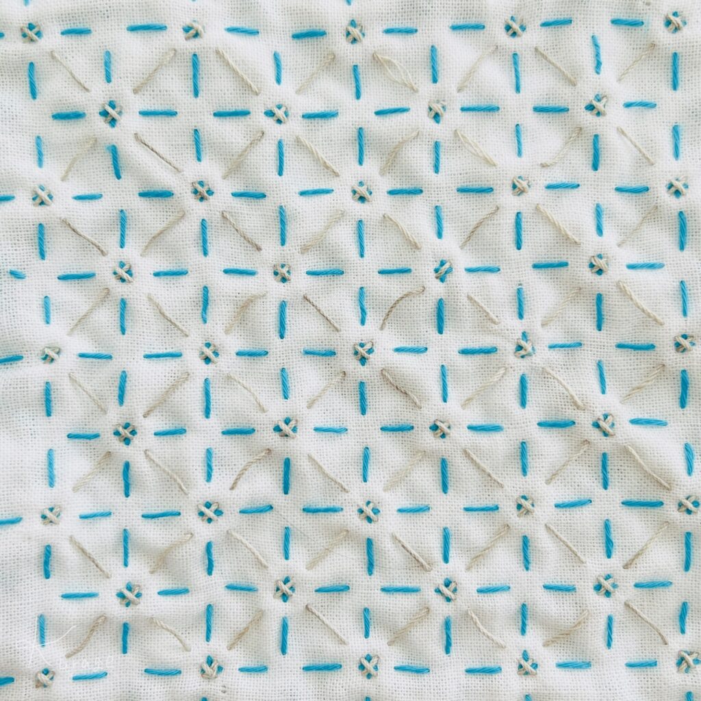 刺し子の米刺しくぐりのうら側画像